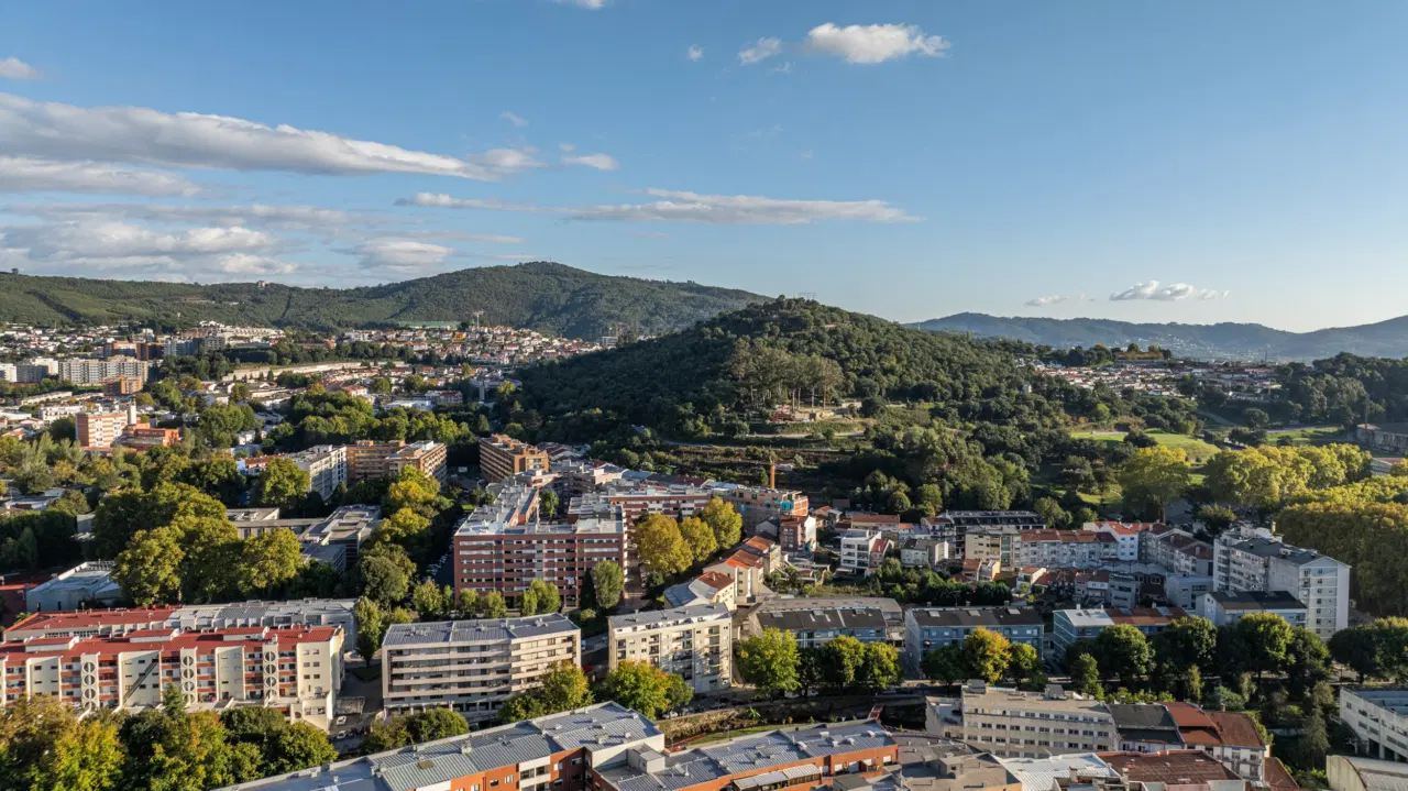 Apartamento T3 totalmente renovado no centro da cidade de Braga — 31