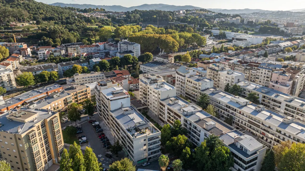 Apartamento T3 totalmente renovado no centro da cidade de Braga — 26