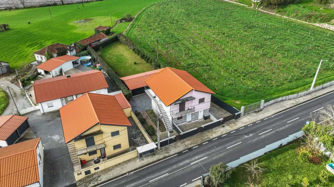 Propriedade situada na freguesia de Brito, em Guimarães — 39
