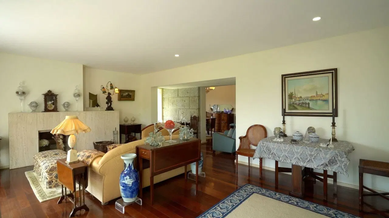 Moradia Isolada T5 em Santo Emilião — 24