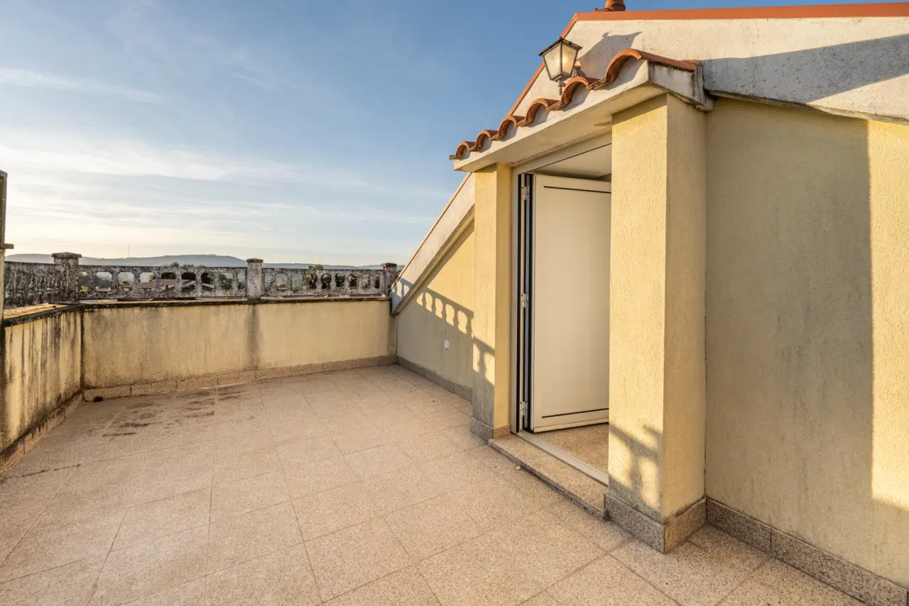 Moradia Isolada  T5 — 46