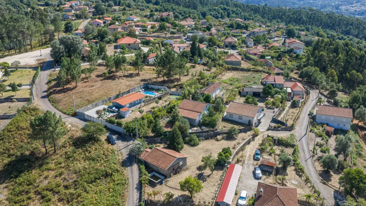 MORADIA ISOLADA NA FREGUESIA DE SÁ, ARCOS DE VALDEVEZ — 4