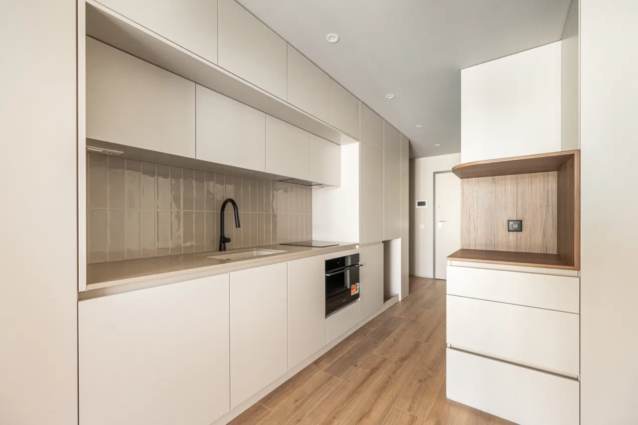 Apartamento T0 Novo em condomínio fechado com Varanda — 32