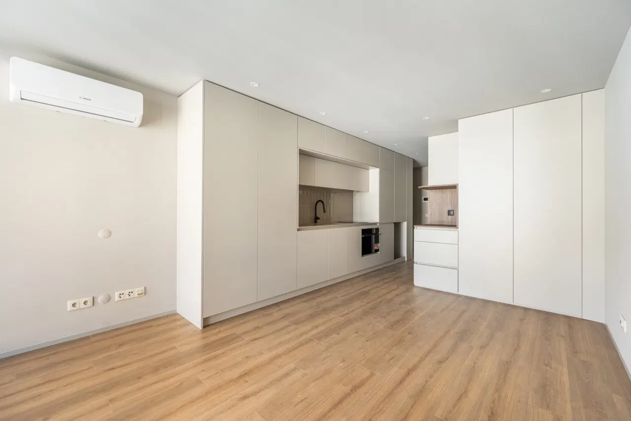 Apartamento T0 Novo em condomínio fechado com Varanda — 34
