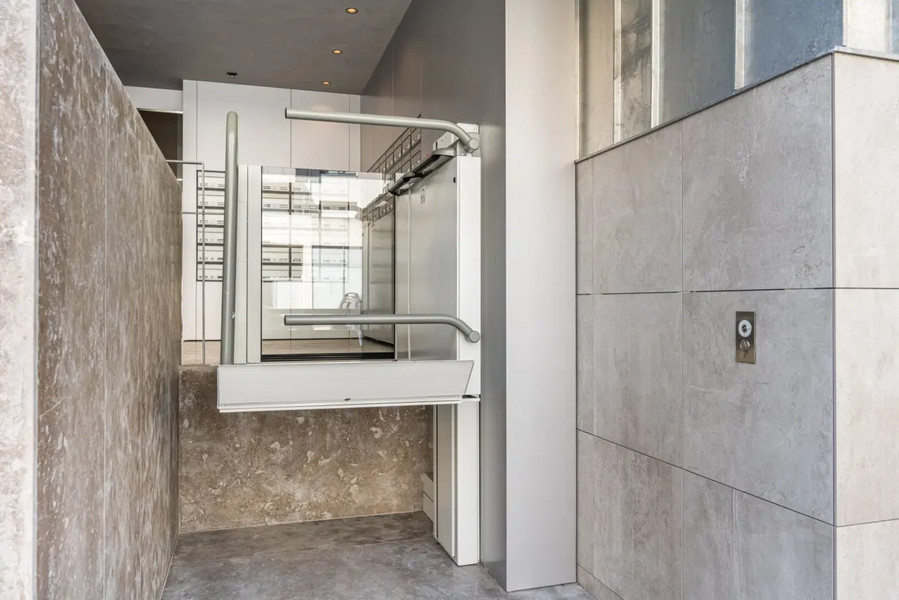 Apartamento T0 Novo em condomínio fechado com Varanda — 4