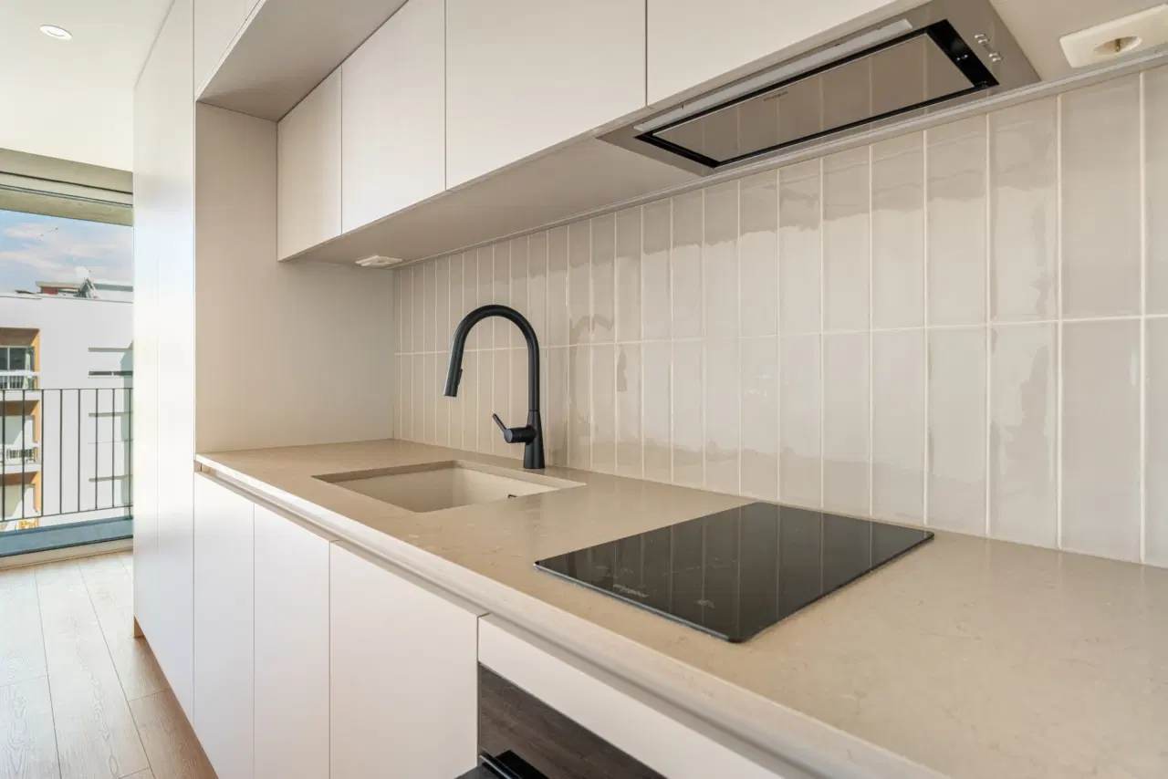 Apartamento T0 Novo em condomínio fechado com Varanda — 33