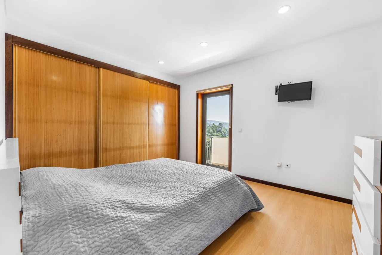 Moradia Geminada T3 em Alvito (S. Martinho), Barcelos — 14