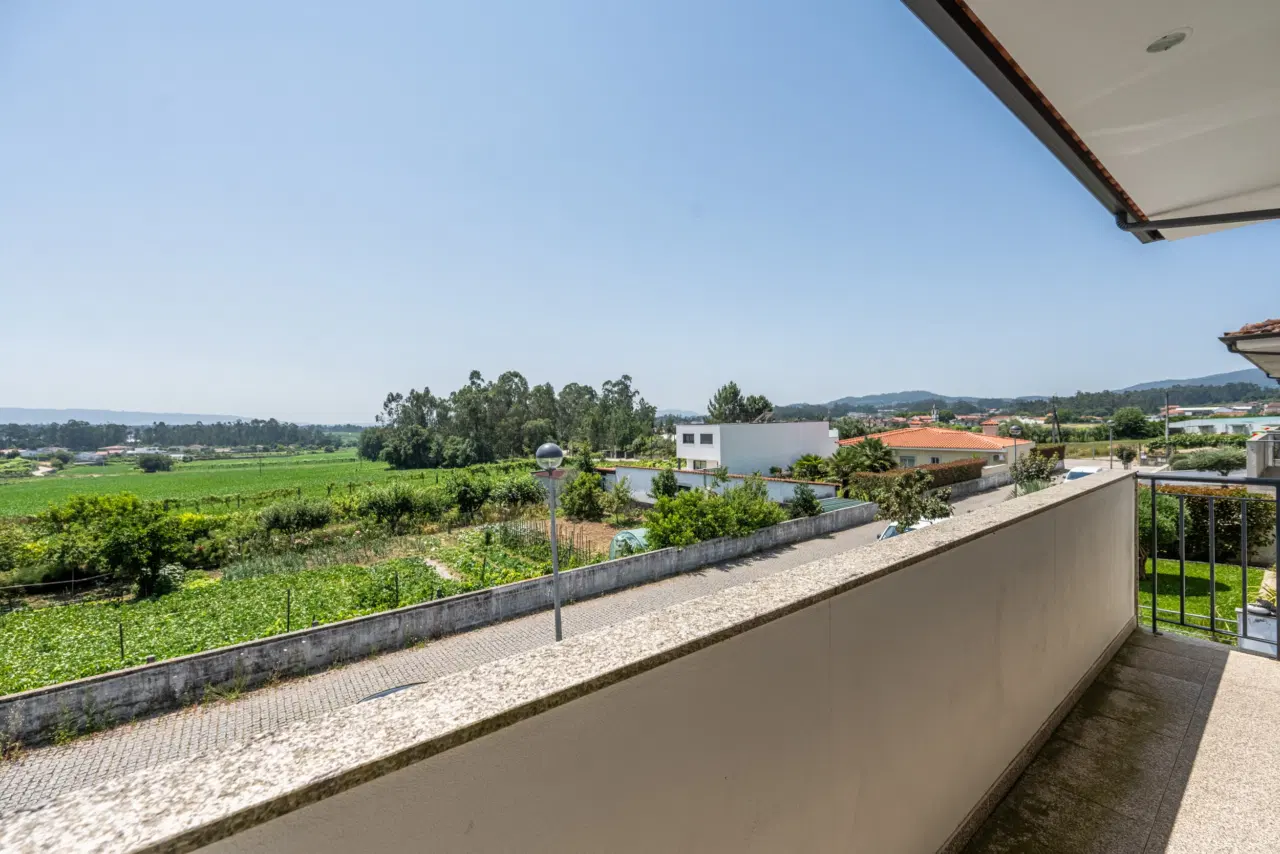 Moradia Geminada T3 em Alvito (S. Martinho), Barcelos — 17
