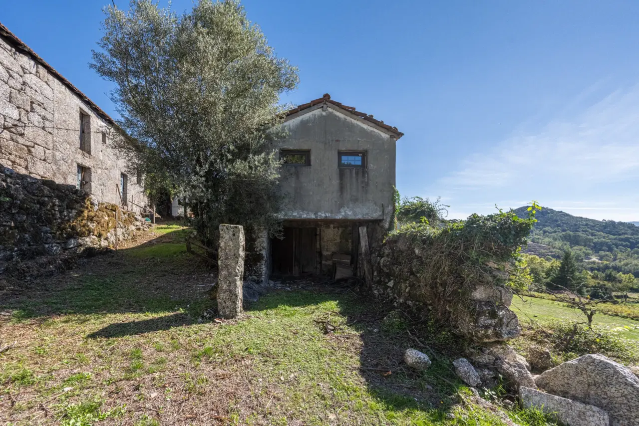 Quinta com Potencial em Cantelães, Vieira do Minho — 38