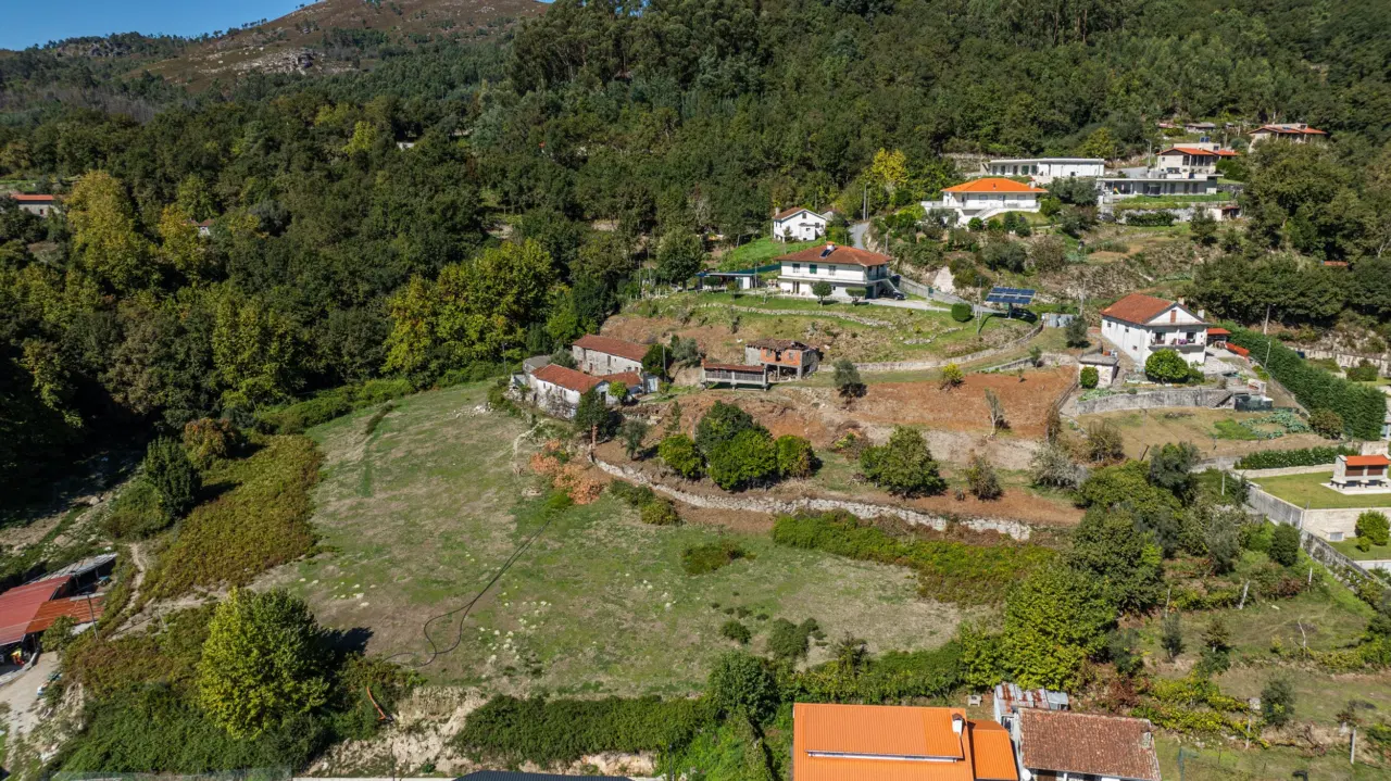 Quinta com Potencial em Cantelães, Vieira do Minho — 13