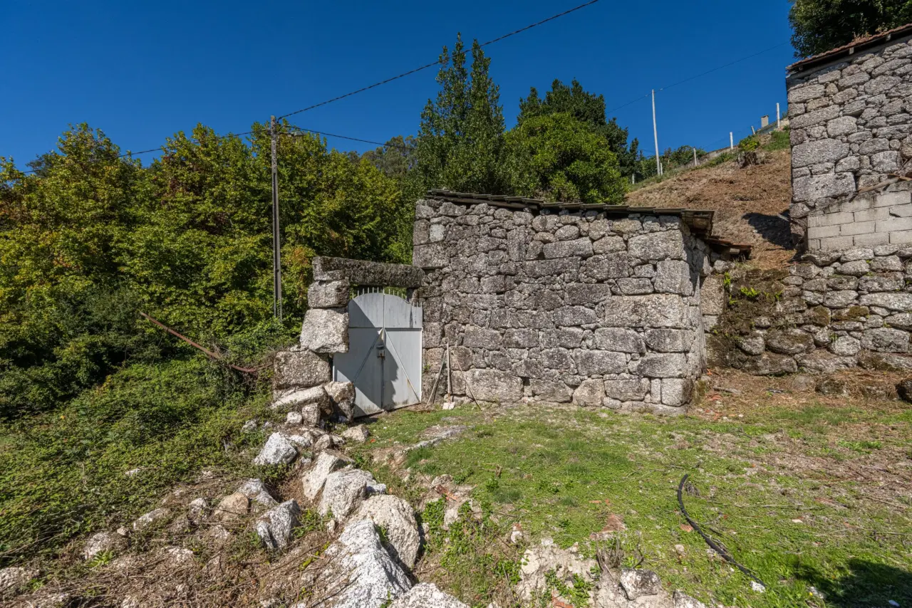 Quinta com Potencial em Cantelães, Vieira do Minho — 37