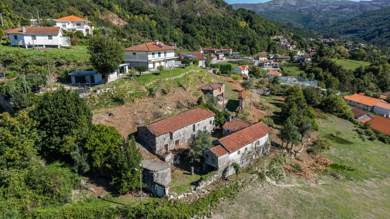 Quinta com Potencial em Cantelães, Vieira do Minho — 8