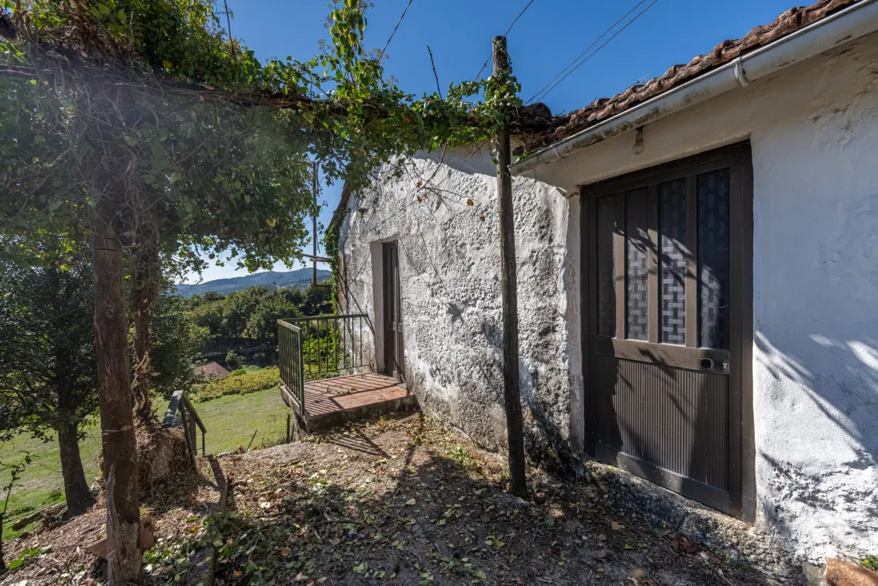 Quinta com Potencial em Cantelães, Vieira do Minho — 32
