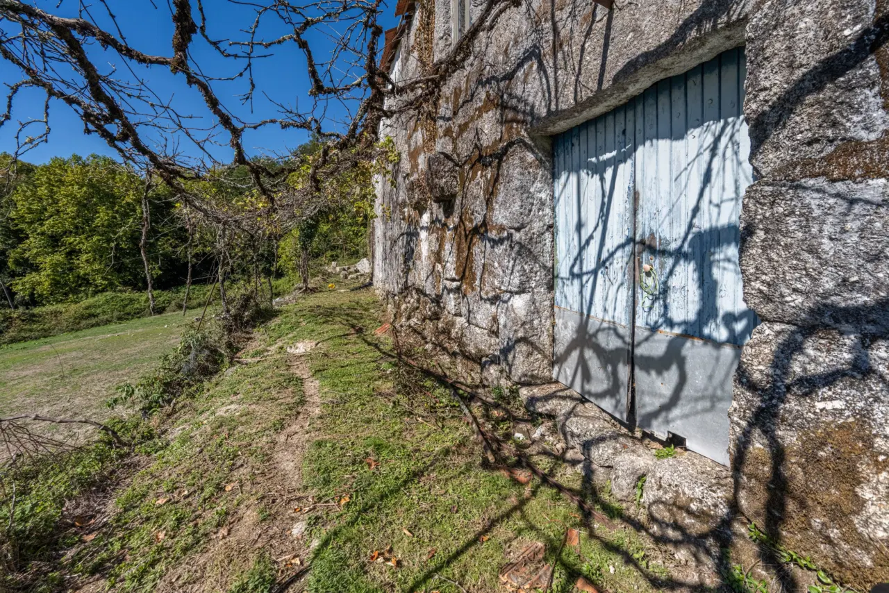 Quinta com Potencial em Cantelães, Vieira do Minho — 34