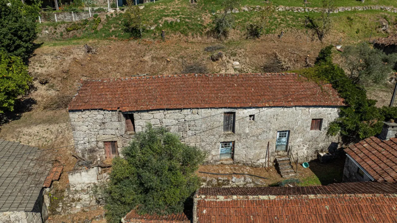 Quinta com Potencial em Cantelães, Vieira do Minho — 23
