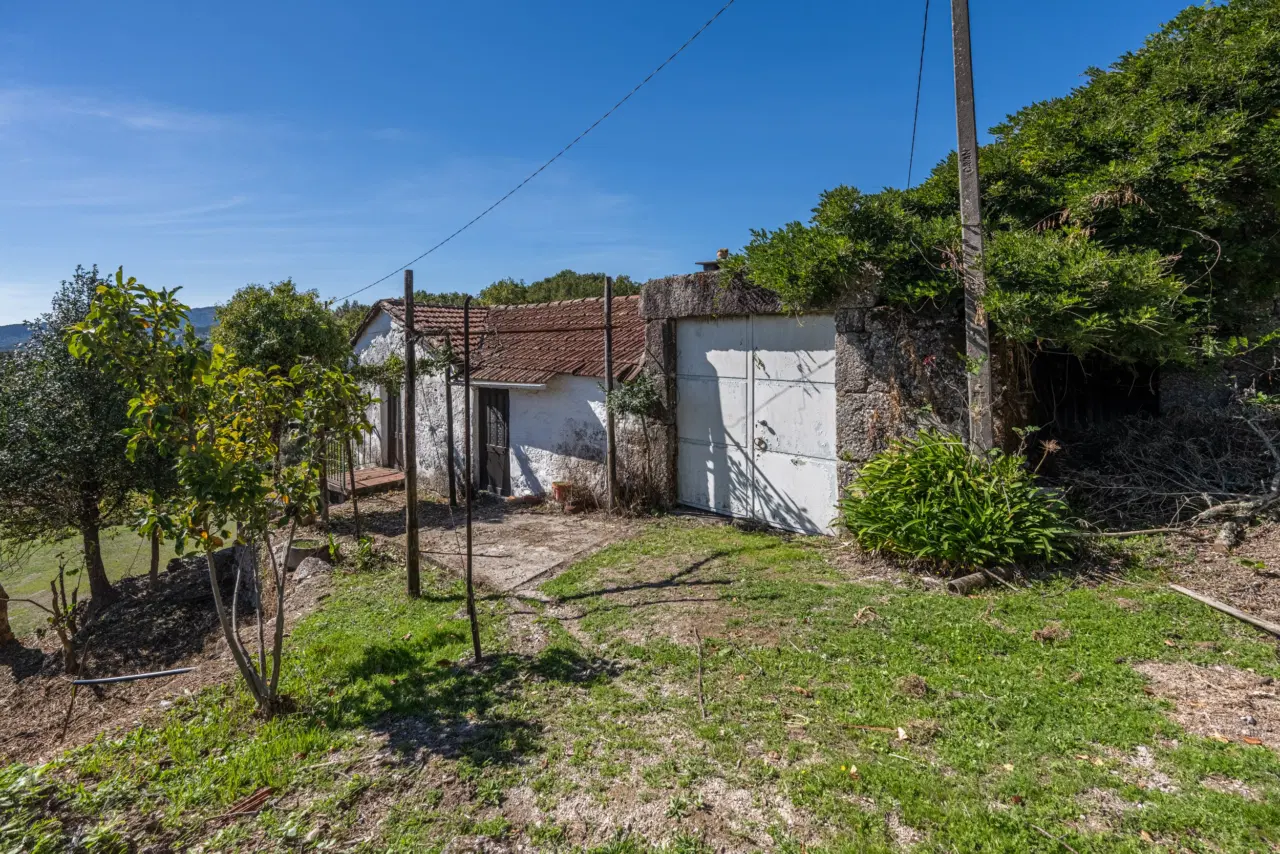 Quinta com Potencial em Cantelães, Vieira do Minho — 29
