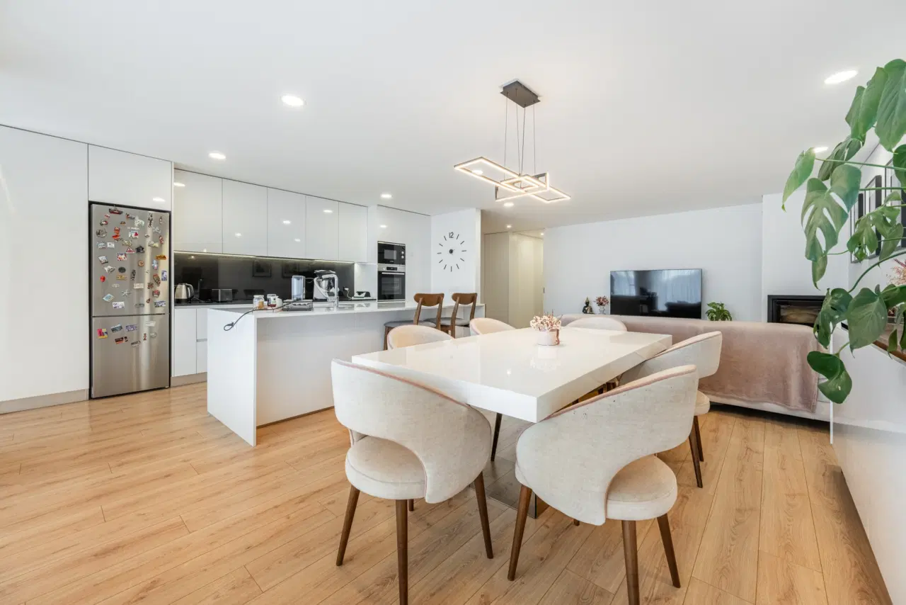 Apartamento T3 Semi-novo em Tenões, Braga — 9