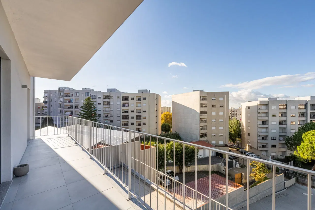 T2 como novo com ampla varanda | São Vicente, Braga — 2