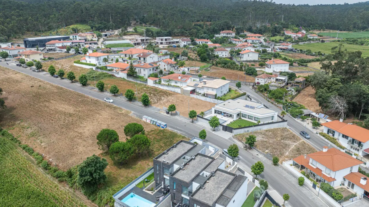 Terreno com projecto aprovado - Gueral, Barcelos — 8