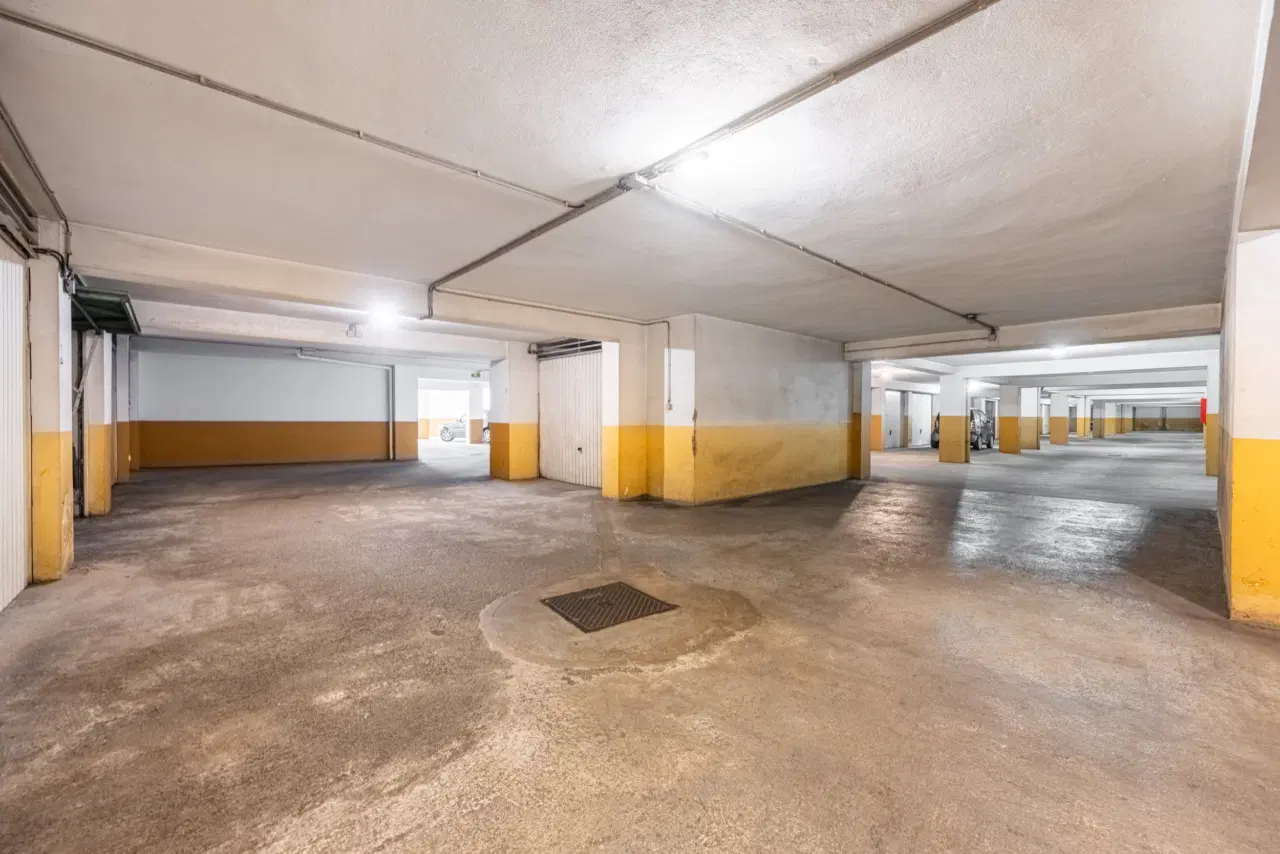 GARAGEM FECHADA EM LAMAÇÃES | EXCELENTE OPORTUNIDADE DE NEGÓCIO — 2