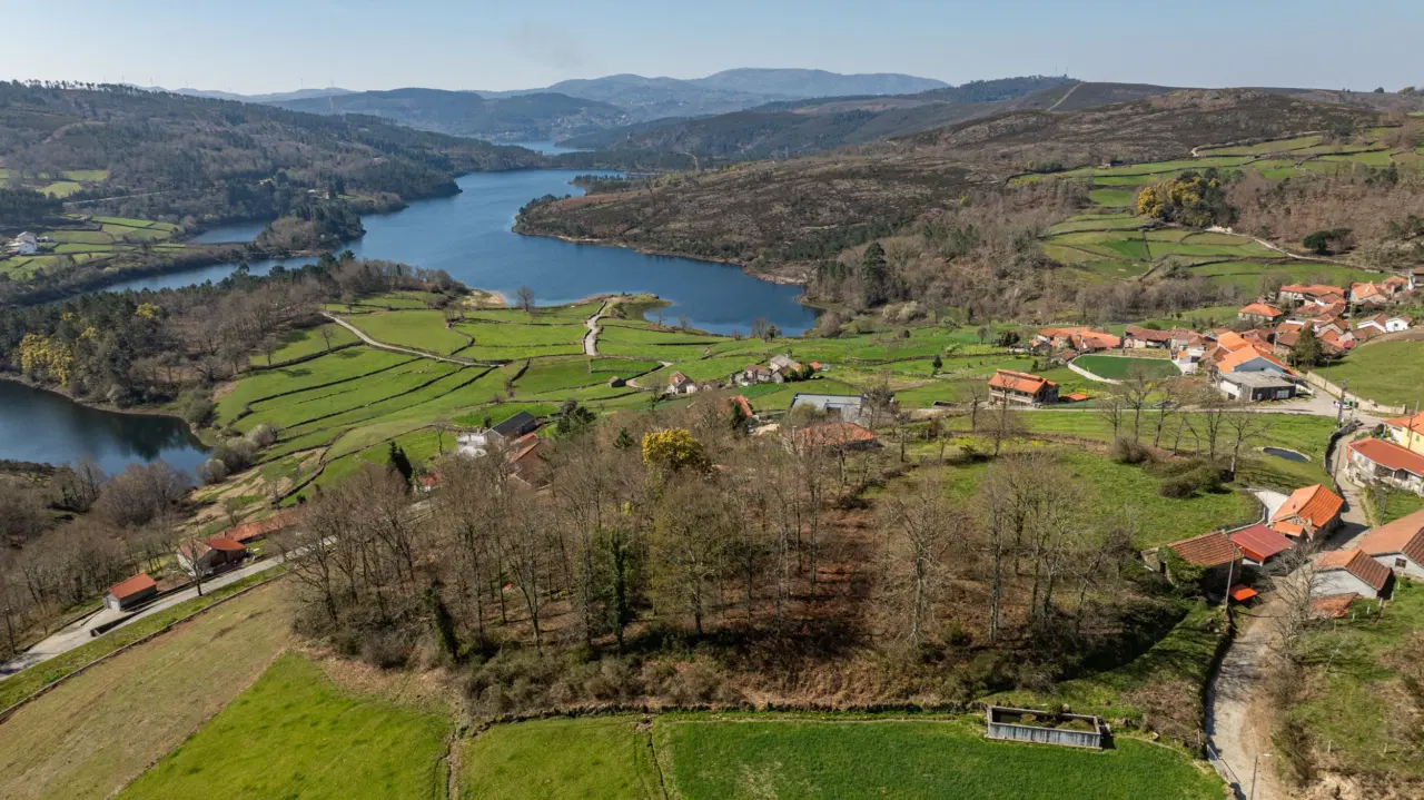 Terreno para construção – Currais, Reigoso, Montalegre — 14