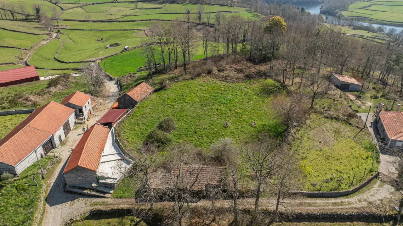 Terreno para construção – Currais, Reigoso, Montalegre — 6