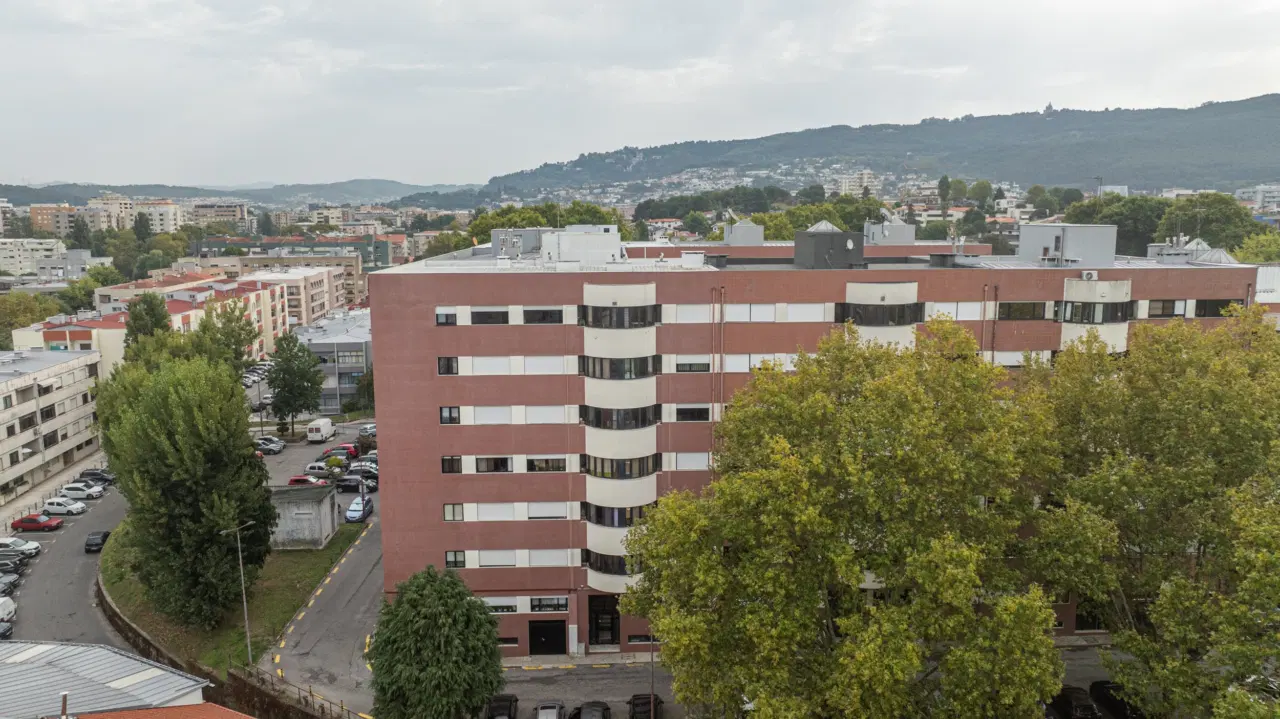 EXCELENTE T3 NO CENTRO DE BRAGA | RUA CARLOS TEIXEIRA — 20