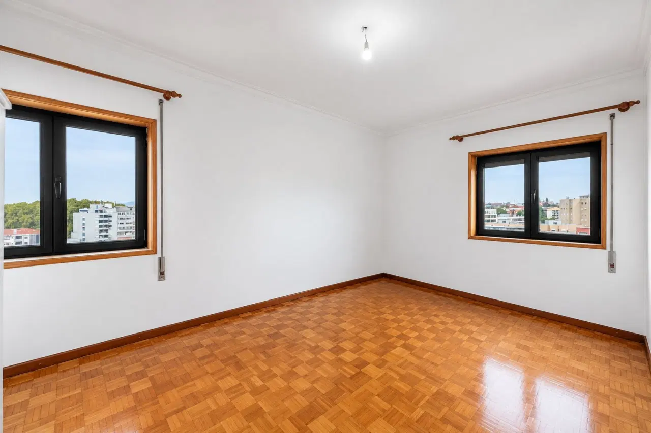EXCELENTE T3 NO CENTRO DE BRAGA | RUA CARLOS TEIXEIRA — 12