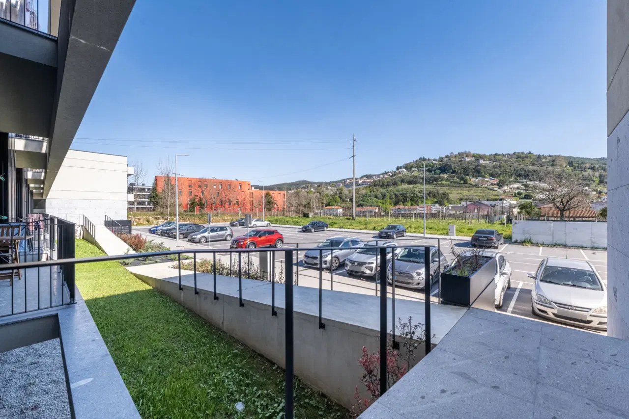 APARTAMENTO T1 EM GUALTAR — 3