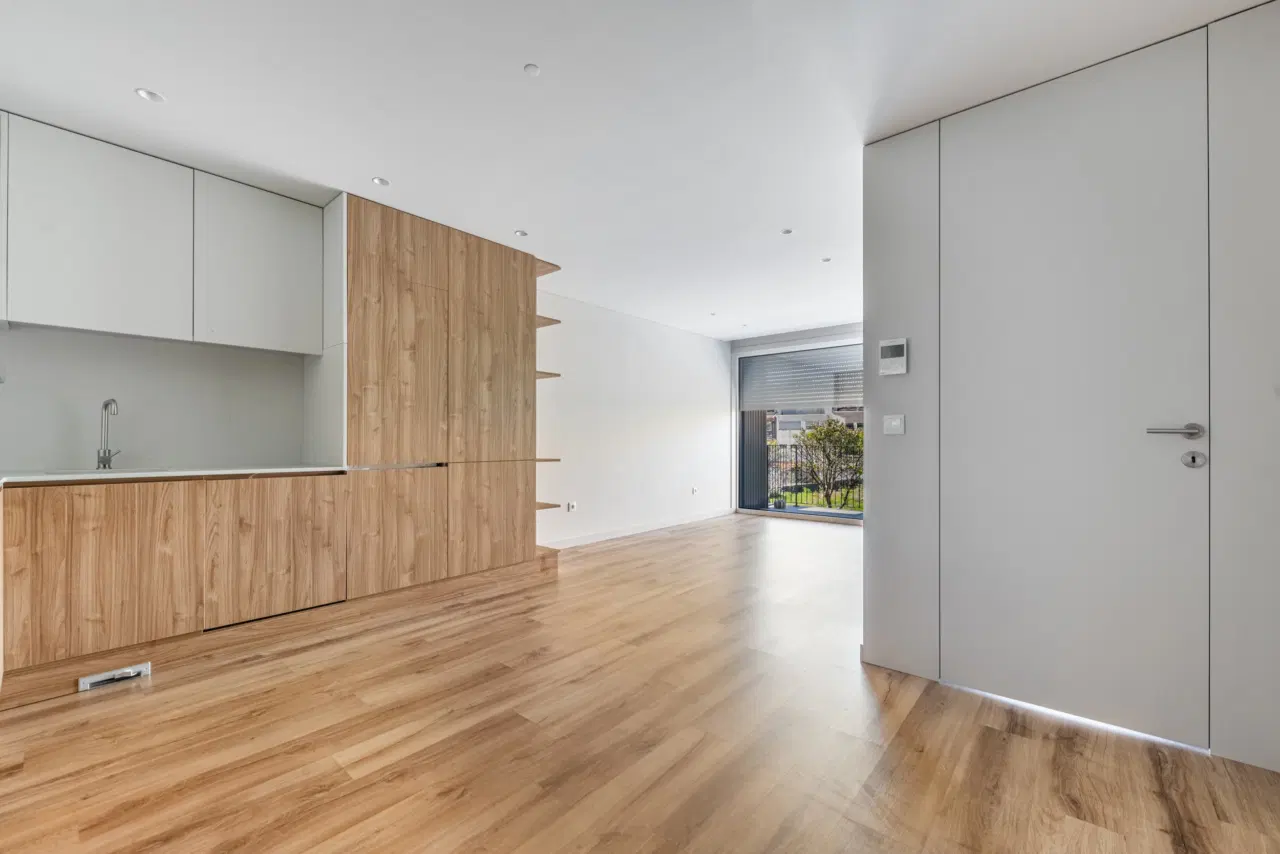 APARTAMENTO T1 EM GUALTAR — 6