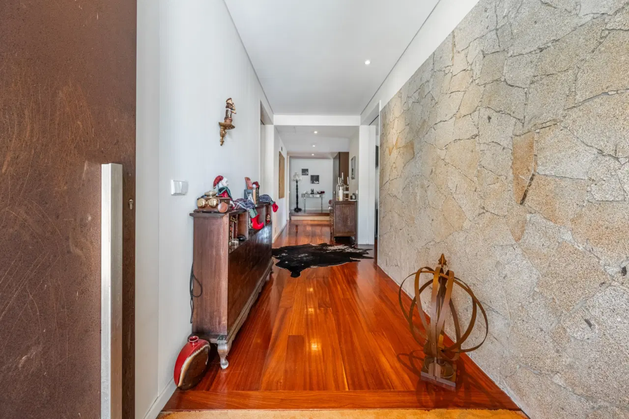 Moradia em Trandeiras, Braga — 6