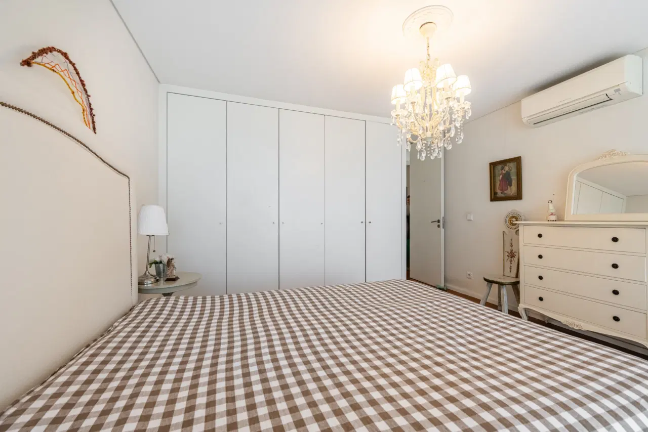 Moradia em Trandeiras, Braga — 15