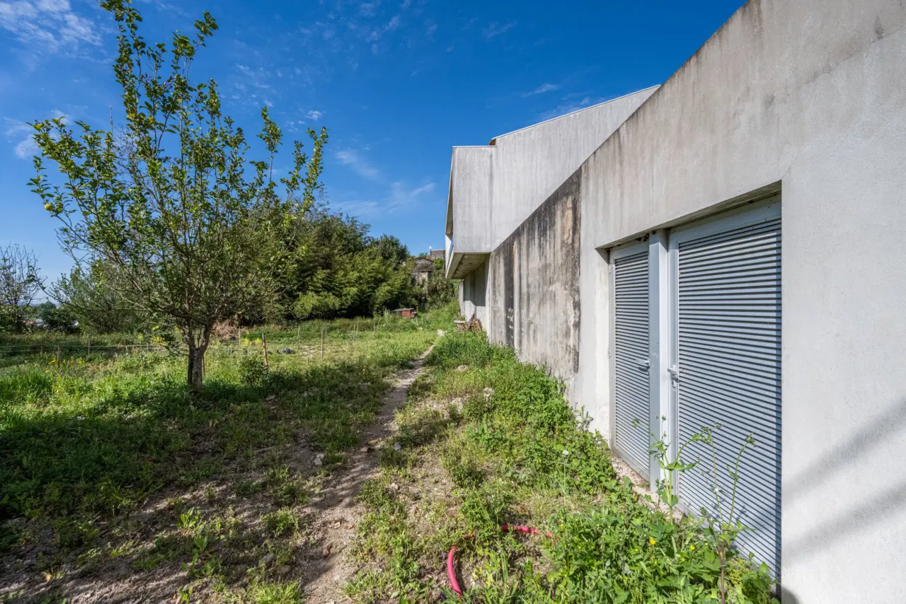 Moradia em Trandeiras, Braga — 33