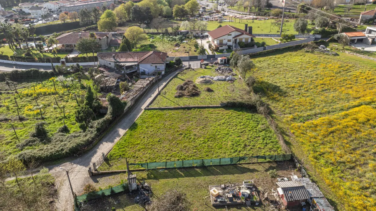 Terreno para construção na freguesia de Cabreiros, Braga — 6