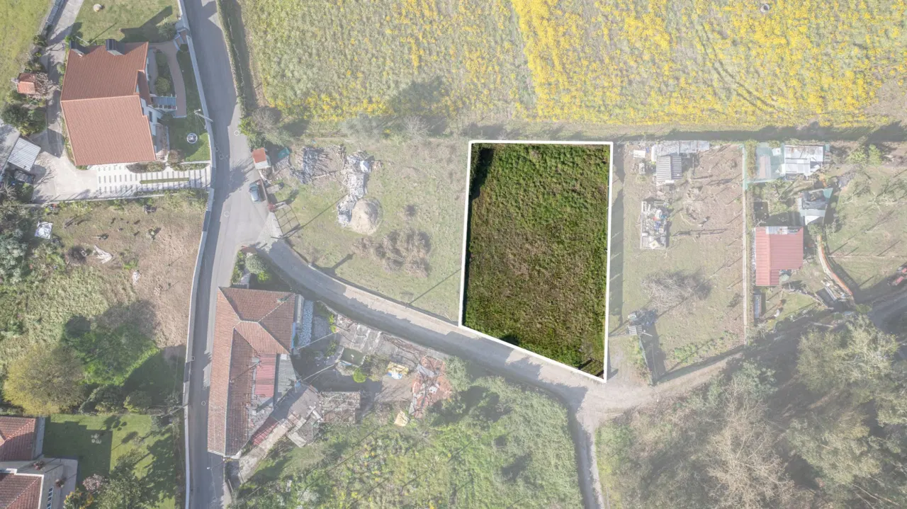 Terreno para construção na freguesia de Cabreiros, Braga — 2