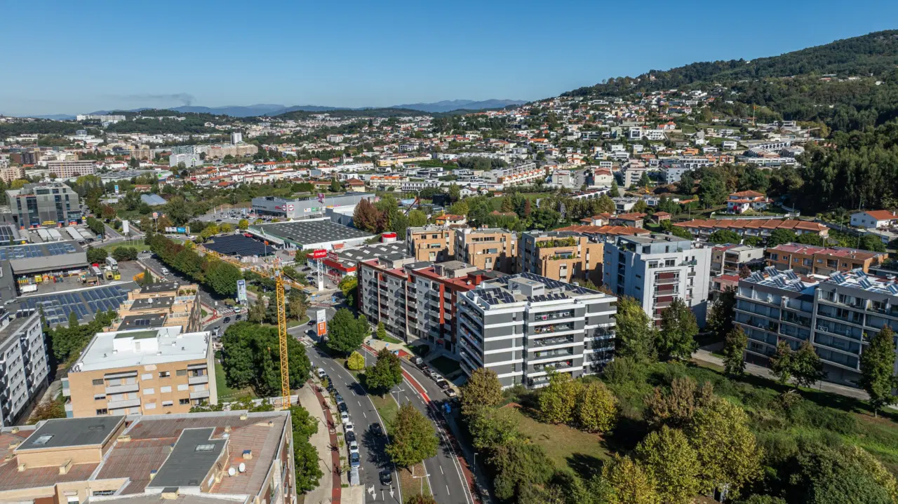 Apartamento T2  no Edifício Plaza – Fraião, Braga — 31