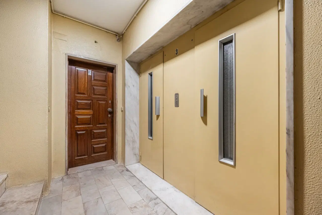 T3 Totalmente Remodelado | 2 Frentes | Maximinos — 16