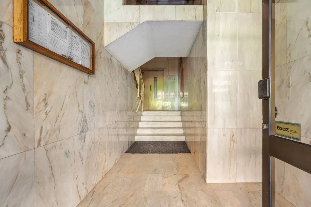 T3 Totalmente Remodelado | 2 Frentes | Maximinos — 15