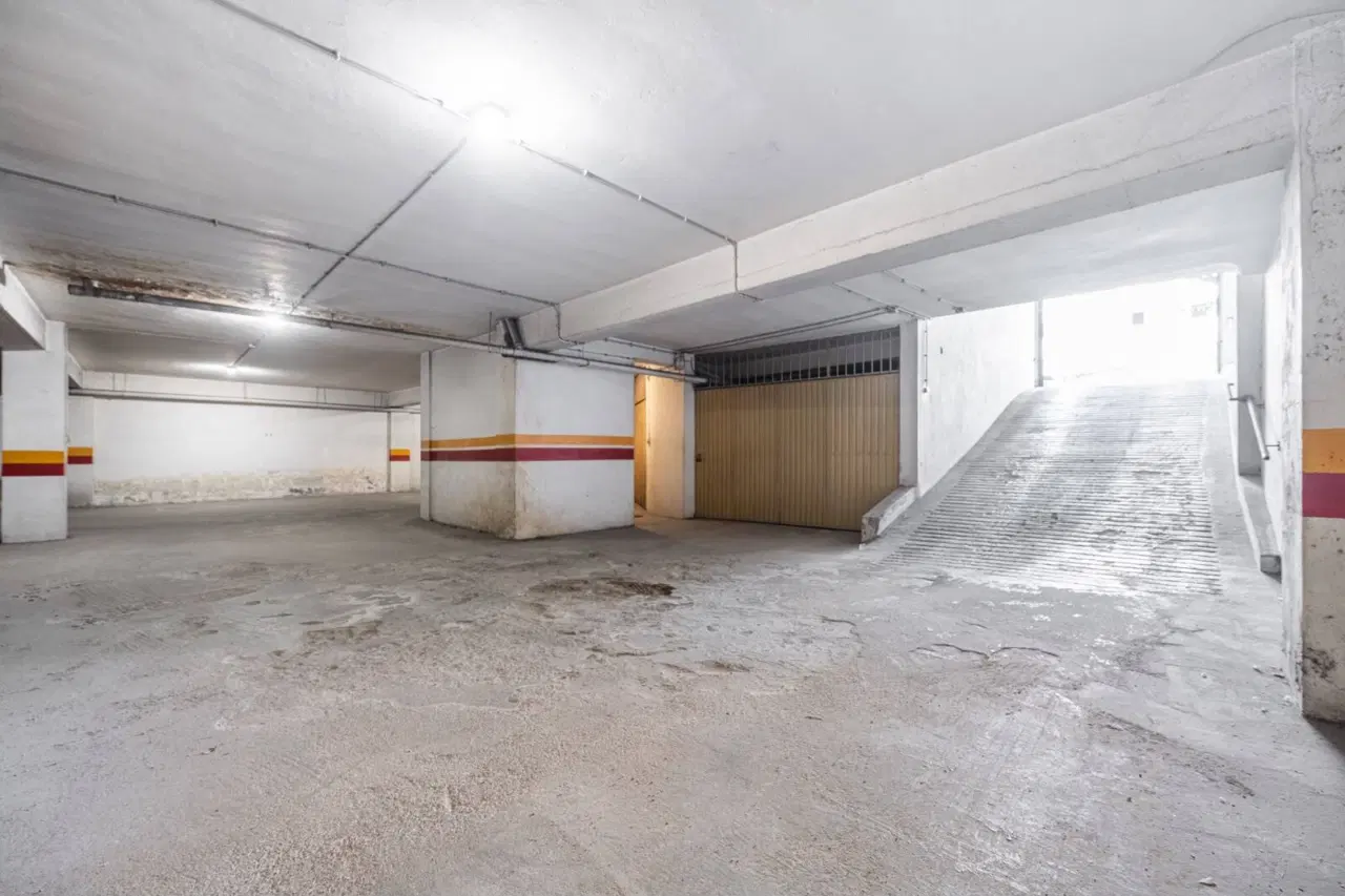 T3 Totalmente Remodelado | 2 Frentes | Maximinos — 18