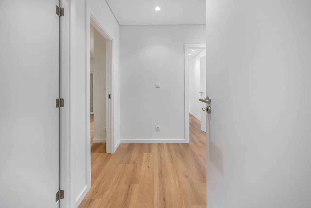 T3 TOTALMENTE REMODELADO COM TERRAÇO E GARAGEM FECHADA | BRAGA — 6