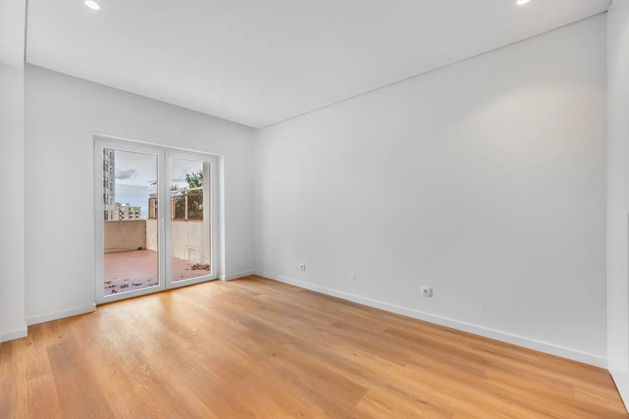 T3 TOTALMENTE REMODELADO COM TERRAÇO E GARAGEM FECHADA | BRAGA — 13