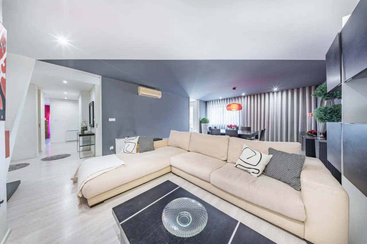 Apartamento T4 Rua Cândido de Oliveira — 4