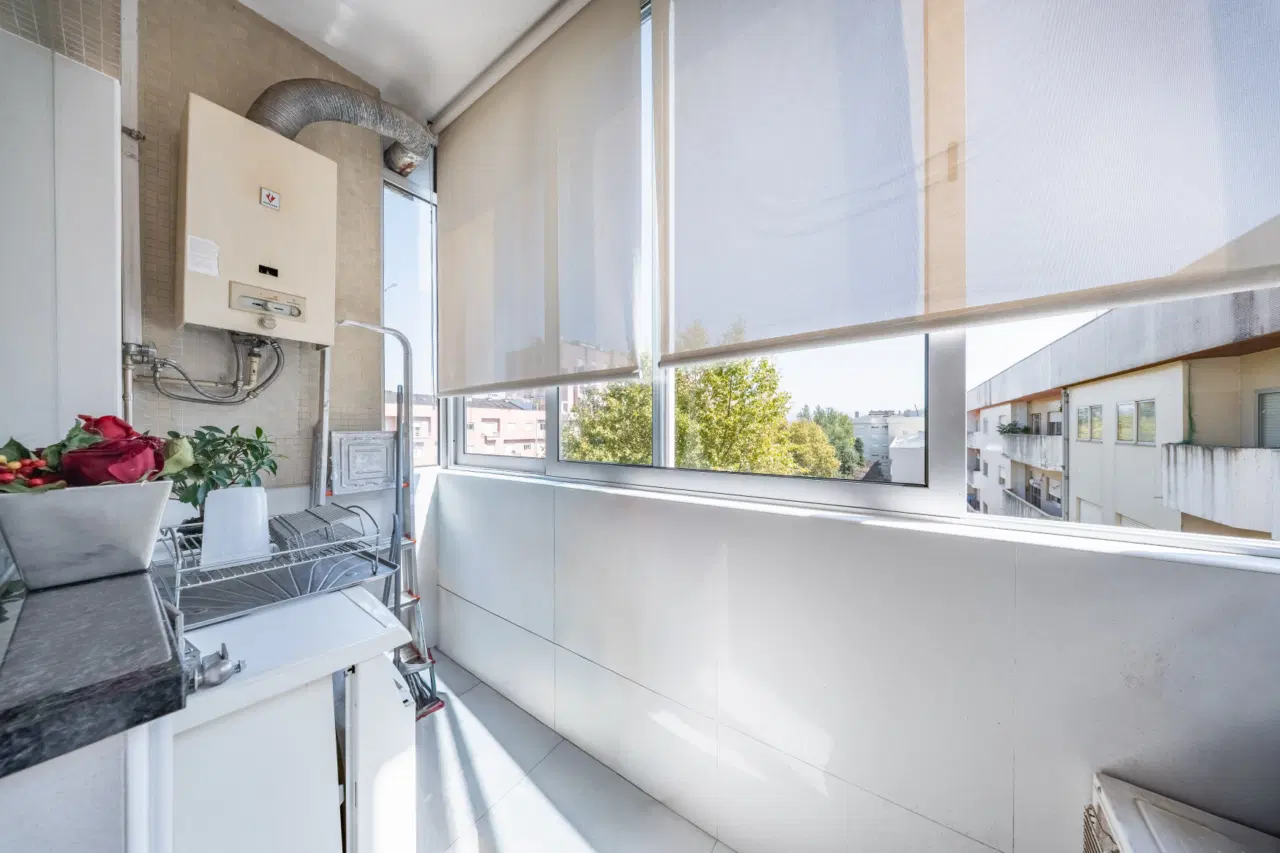 Apartamento T4 Rua Cândido de Oliveira — 12