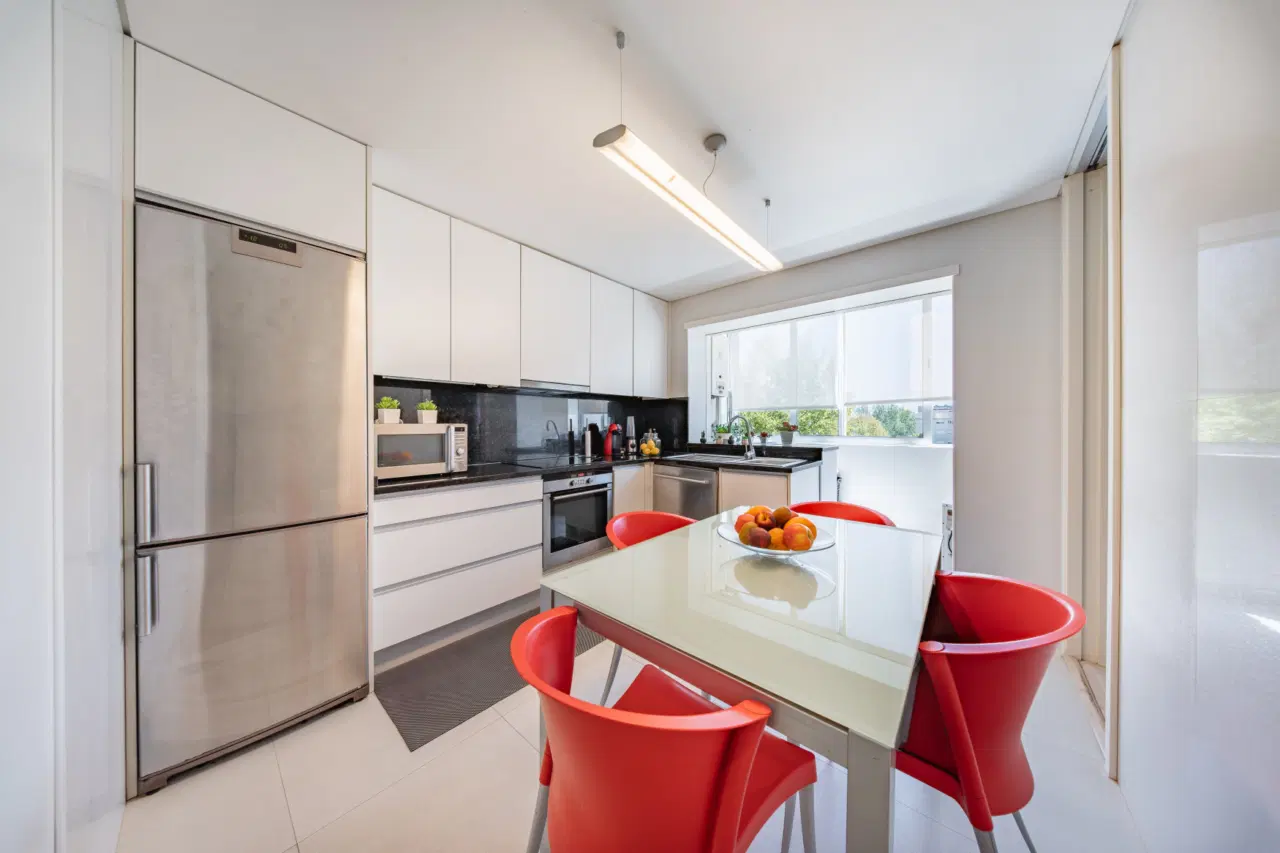 Apartamento T4 Rua Cândido de Oliveira — 10