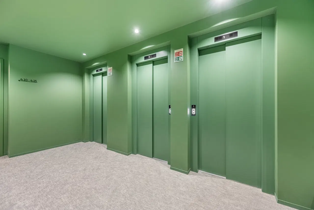 T1 NOVO inserido em condomínio FECHADO com PISCINA e GINÁSIO em Braga. — 14