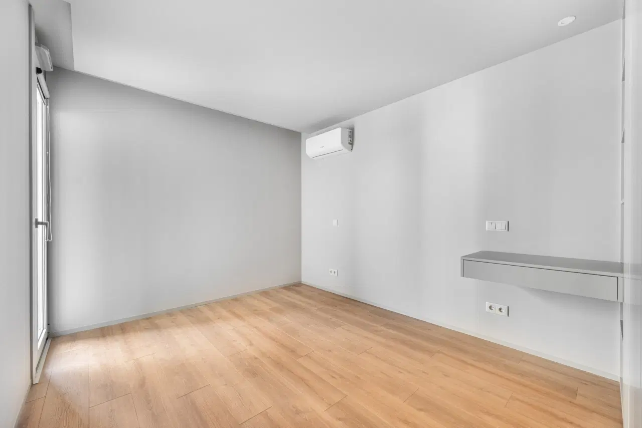 T1 NOVO inserido em condomínio FECHADO com PISCINA e GINÁSIO em Braga. — 10