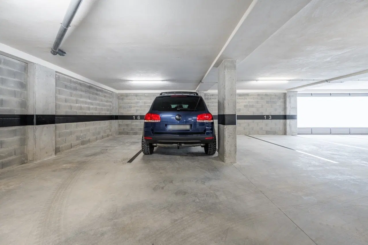 T1 NOVO inserido em condomínio FECHADO com PISCINA e GINÁSIO em Braga. — 42