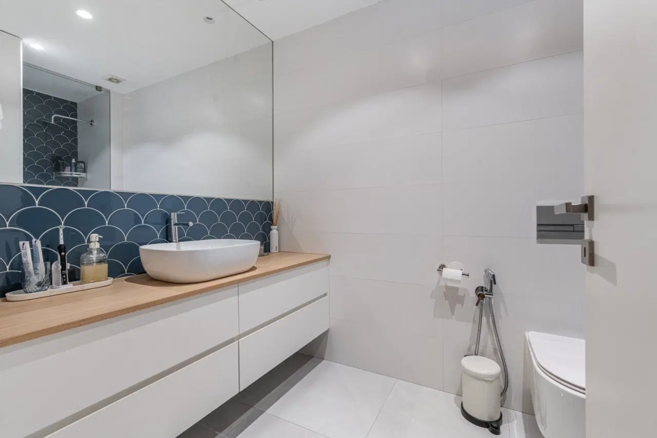 Apartamento SEMI-NOVO T3, localizado em Real (a 5 minutos do centro da cidade de Braga) com características que focam no conforto, eficiência e design. — 19