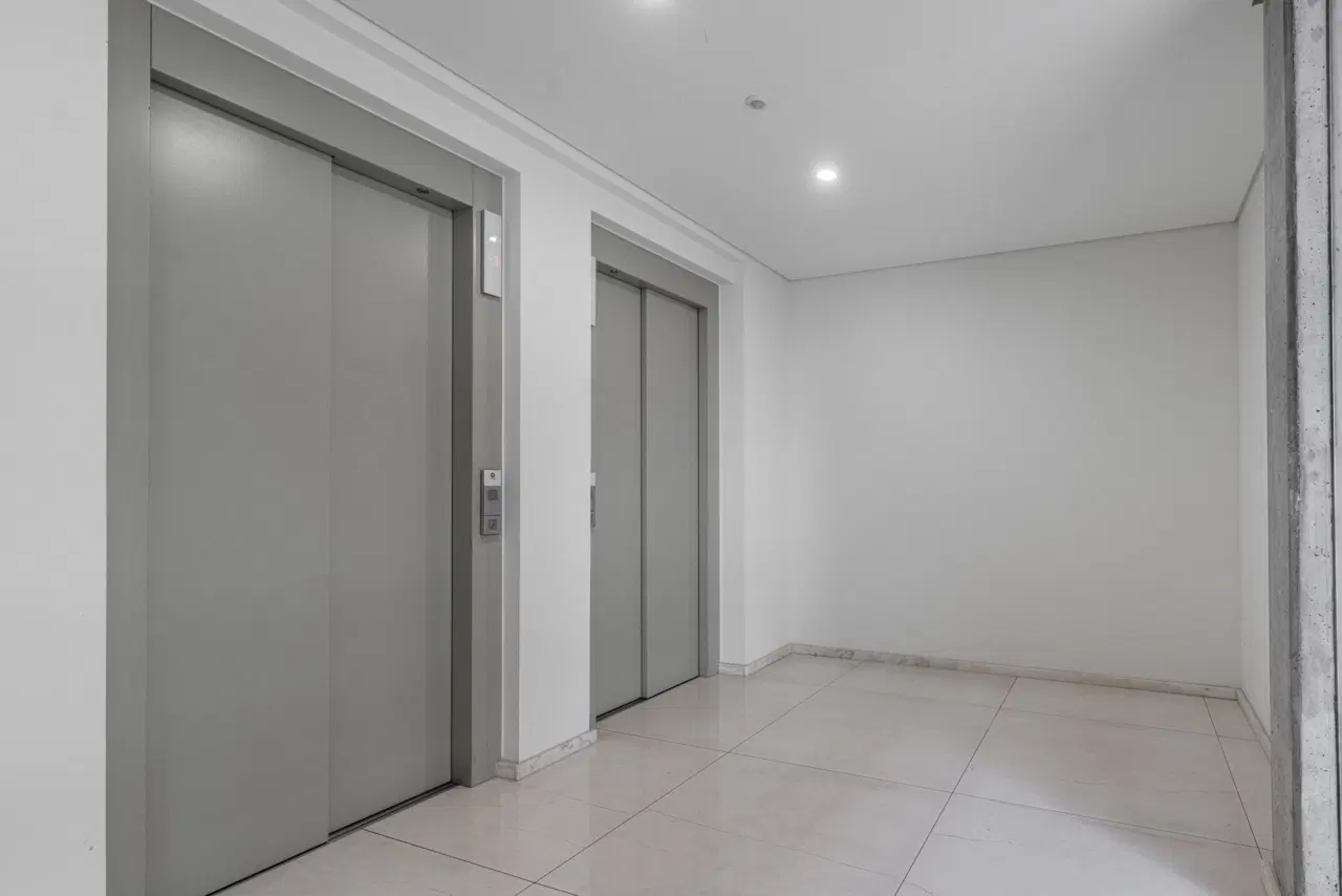 Apartamento SEMI-NOVO T3, localizado em Real (a 5 minutos do centro da cidade de Braga) com características que focam no conforto, eficiência e design. — 6