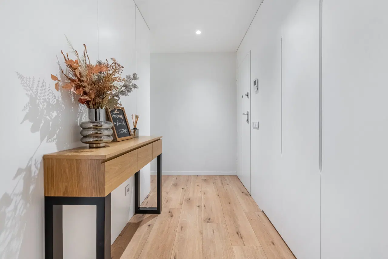 Apartamento SEMI-NOVO T3, localizado em Real (a 5 minutos do centro da cidade de Braga) com características que focam no conforto, eficiência e design. — 7